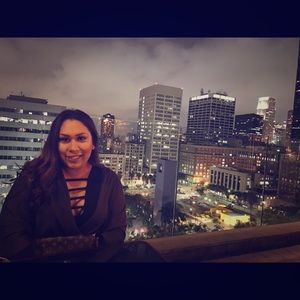 Meet your Posher, Kenia